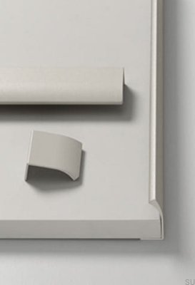 Poignée de meuble Edge Straight 100 en aluminium beige