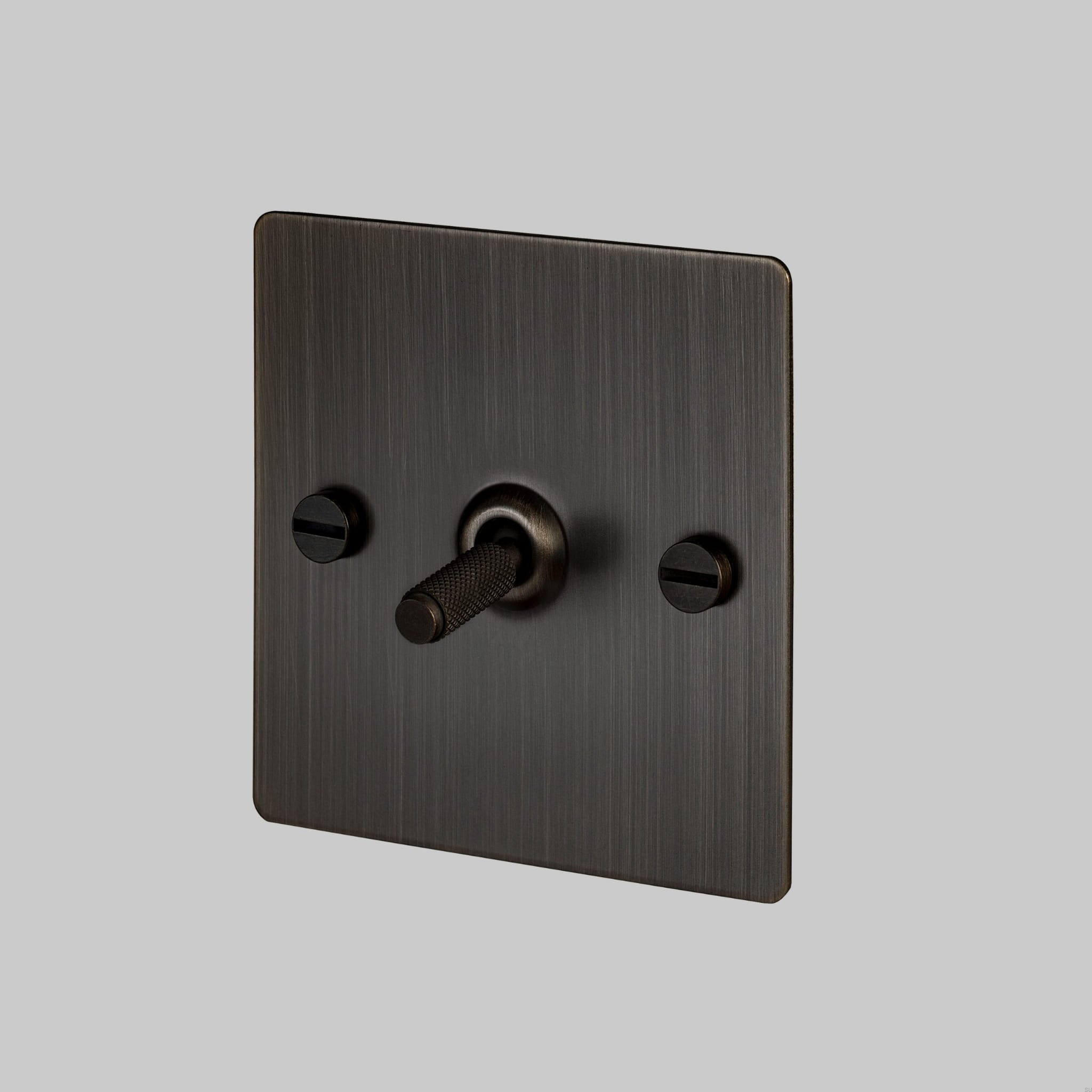 2.-1G_Toggle_Smoked_Bronze-scaled.jpg