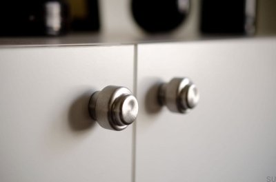 Bouton de meuble Patère murale Hip 30 Acier brossé