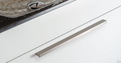 Poignée de meuble Angle 500, argent brossé