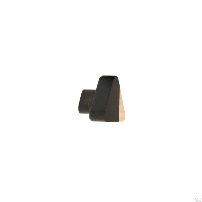 Bouton de meuble Just Two triangulaire en bois brun foncé - Huile semi-mate incolore