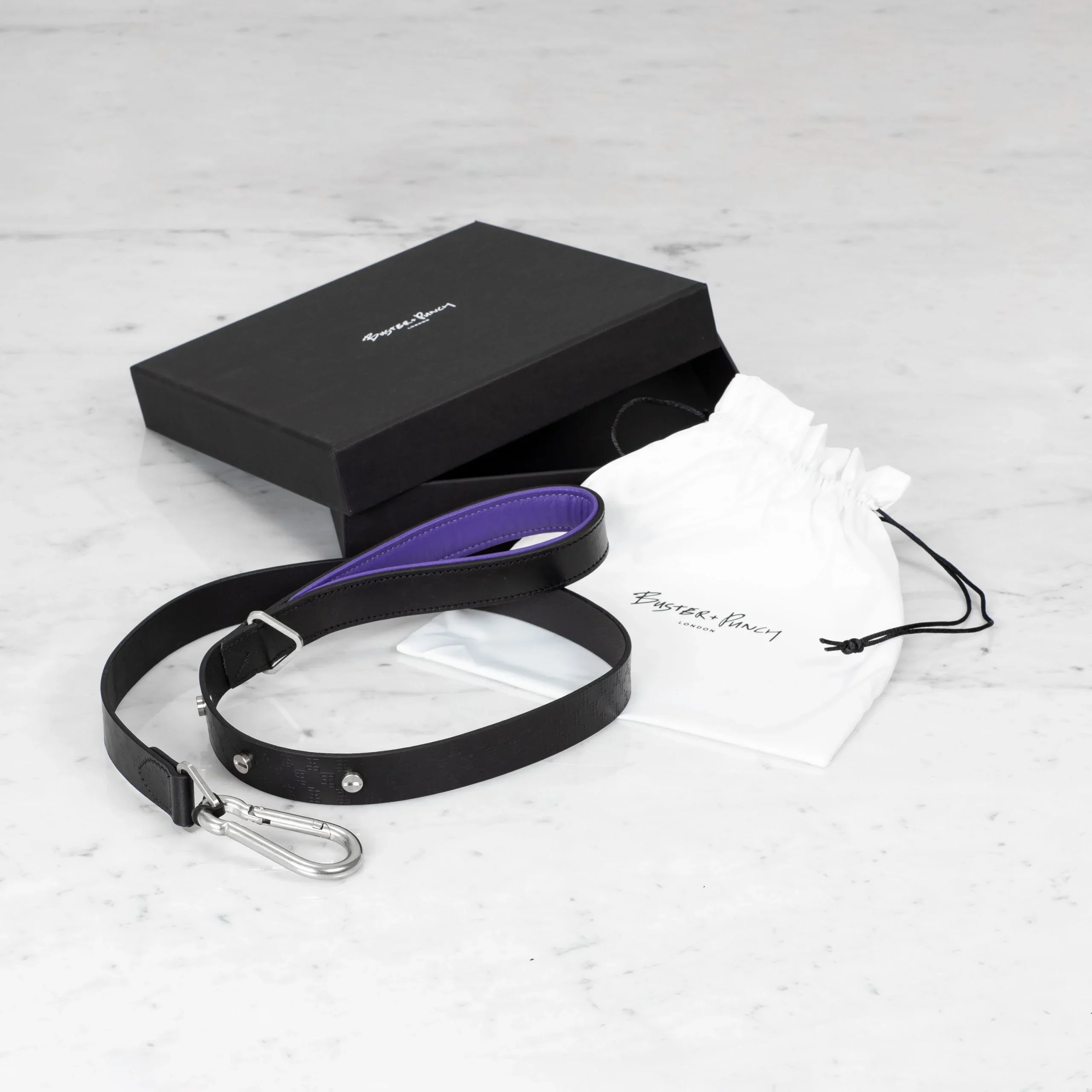 BusterPunch_Dog_Lead_Steel_Large_Unboxing-scaled.webp