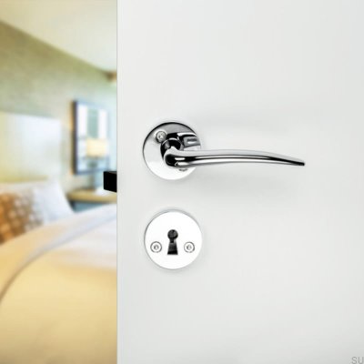 Poignée de porte Skagen en chrome poli, conforme aux normes scandinaves