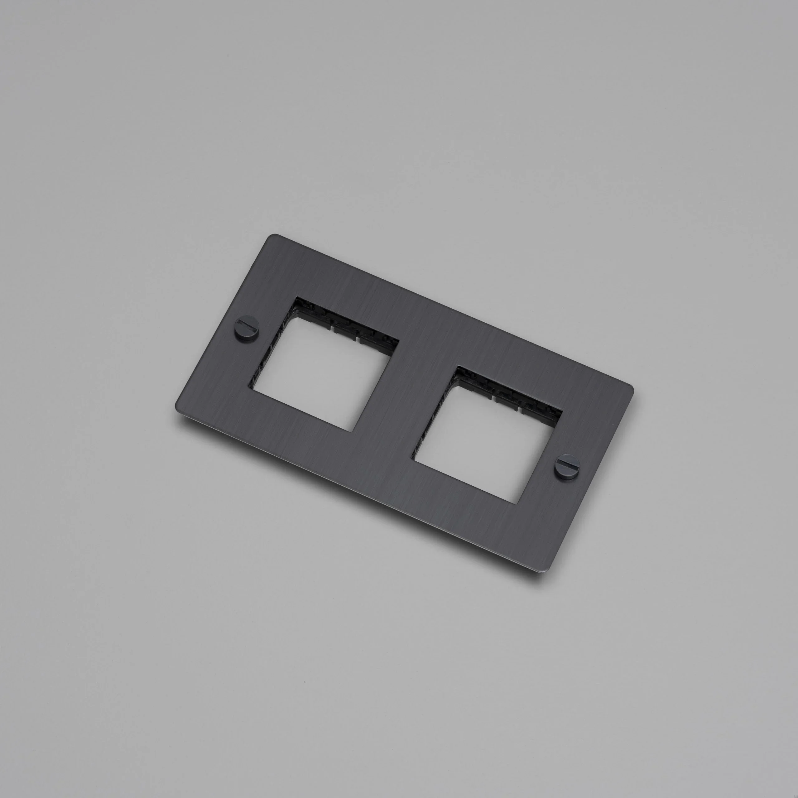 EU_ELECTRICITY_2G_Wall_Plate_No_Infill_SmokedBronze_Web-scaled.webp