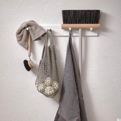 Support mural Siri en bois blanc