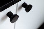 kokeshi-3032-black-aluminium-interior-1.jpg