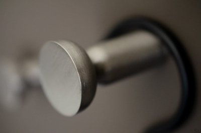 Kokeshi 3052 Support mural en acier brossé