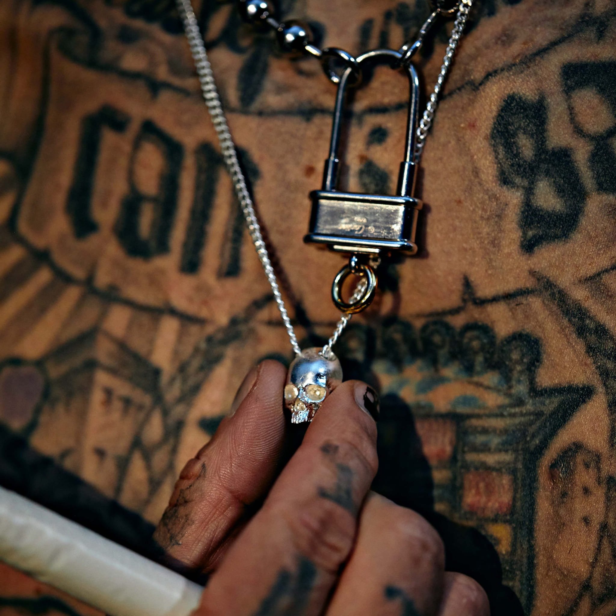 BP_Travis_Barker_Necklace_LS_02_Web-scaled (1).jpg