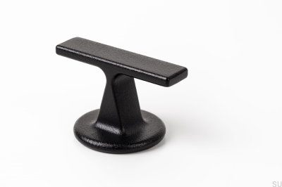 Bouton de meuble T-Bar Oto en métal noir