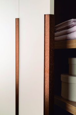 Poignée de meuble Wing 1120 en aluminium bronze antique