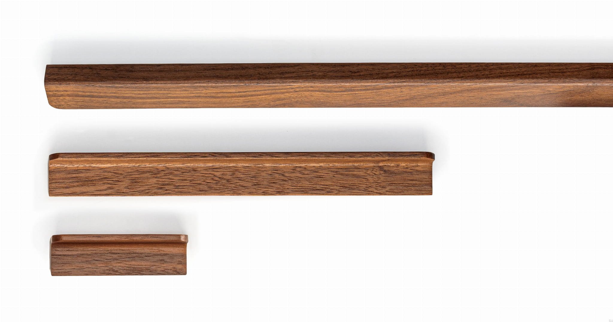 0613-Flapp-wood-walnut.jpg