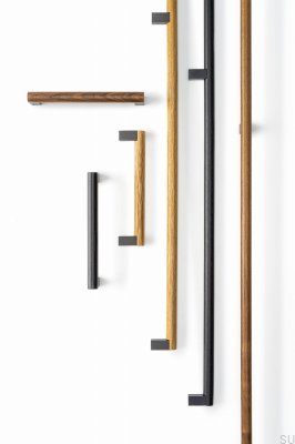 Eto 992 en bois noir avec poignée de meuble allongée en aluminium noir