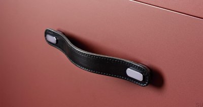 Poignée de meuble allongée Oblong 160 Cuir Noir avec Noir