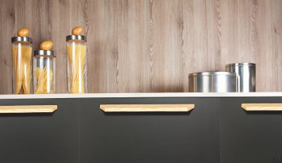 Poignée de meuble allongée Barcco 160 en bois de hêtre non verni