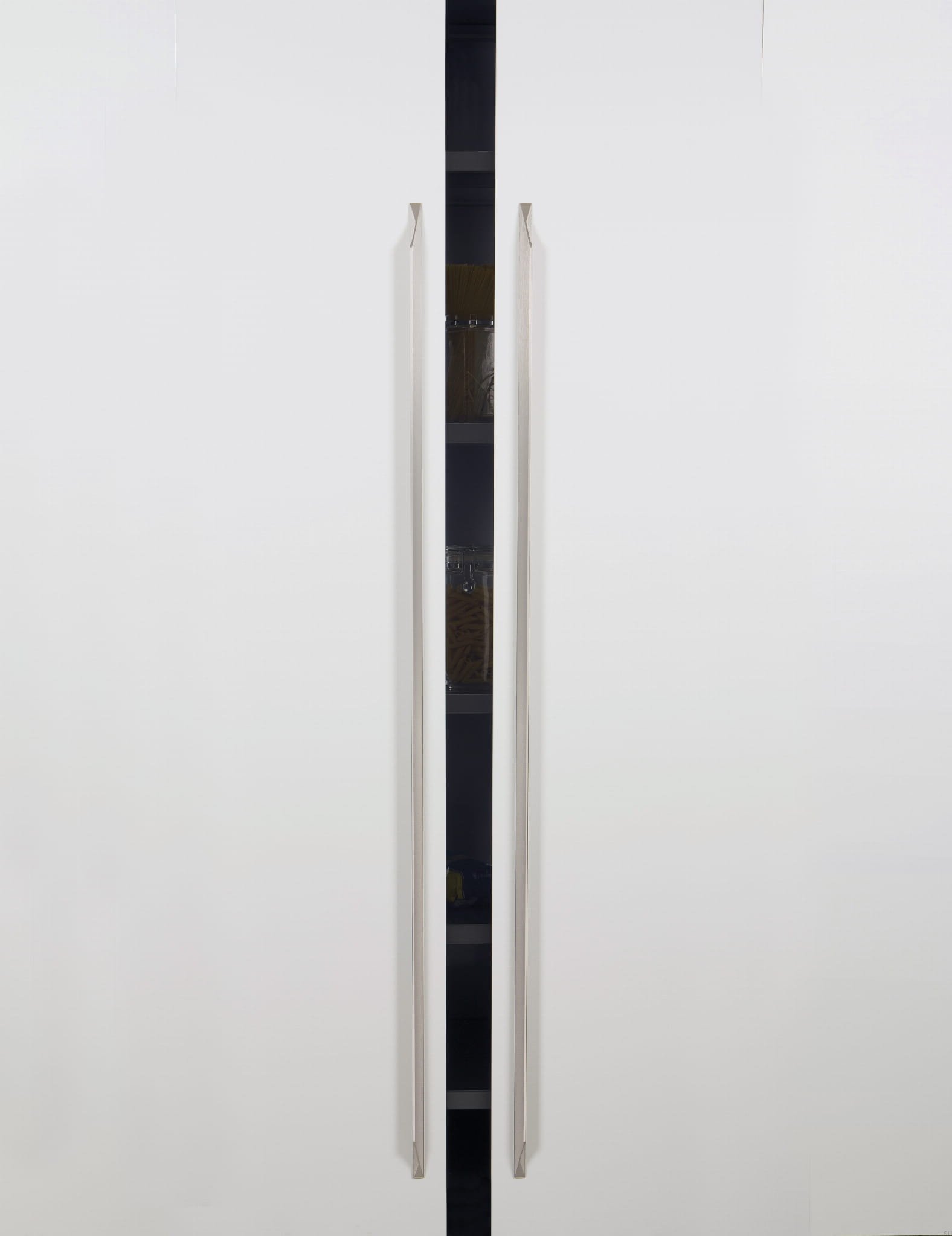 03221000L24--Uchwyt-meblowy-podłużny-Cutt-320-896-Aluminiowy-Srebrny-Szczotkowany-Viefe-Skandynawskie-Uchwyty_2