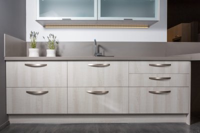 Poignée de meuble allongée en aluminium brossé Arko 256