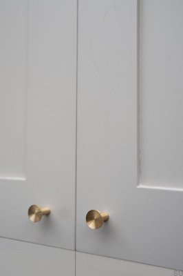 Bouton de meuble Sture 18 laiton brossé non peint