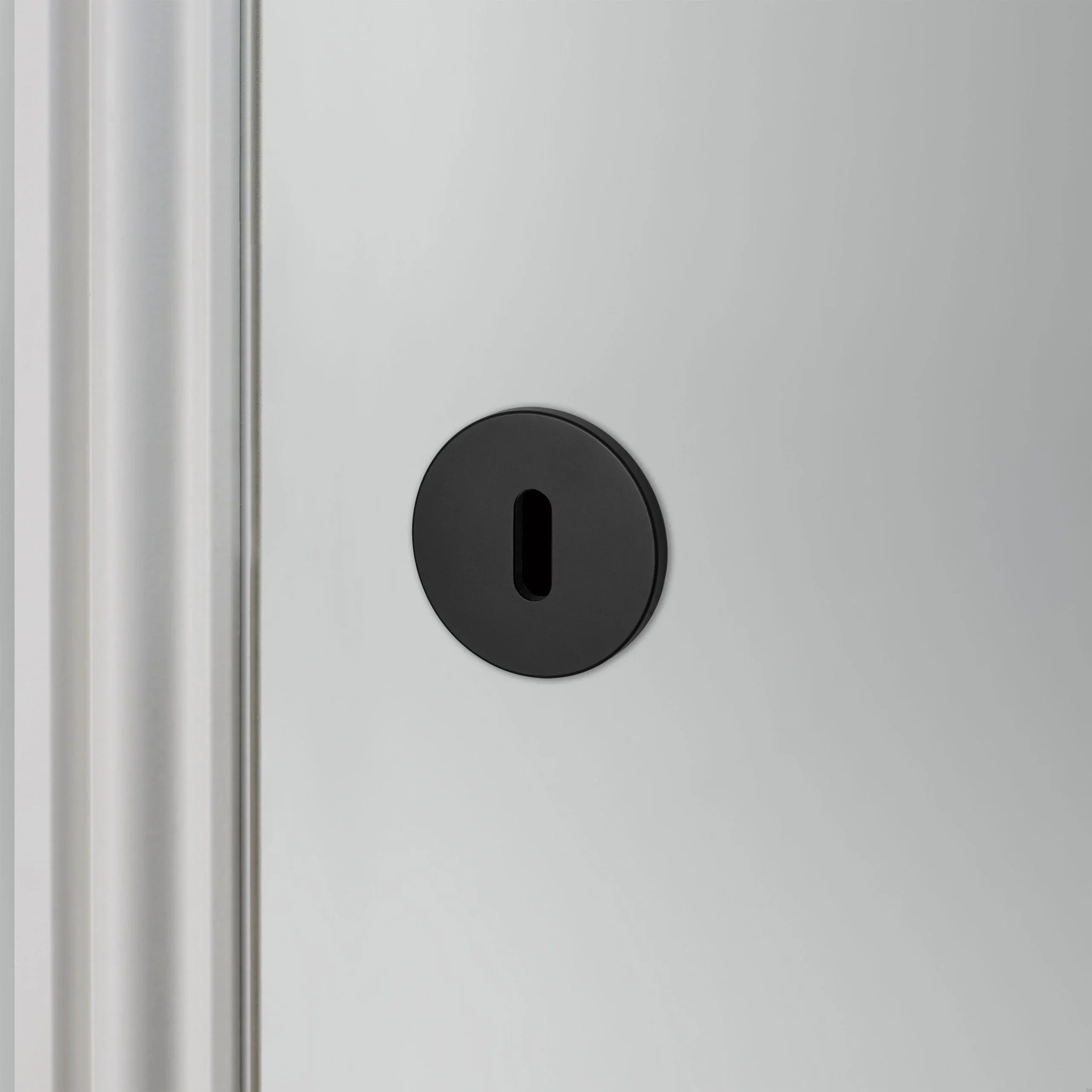 BP_Escutcheon_Traditional_51mm_Welders_Black_Web-scaled-1.webp