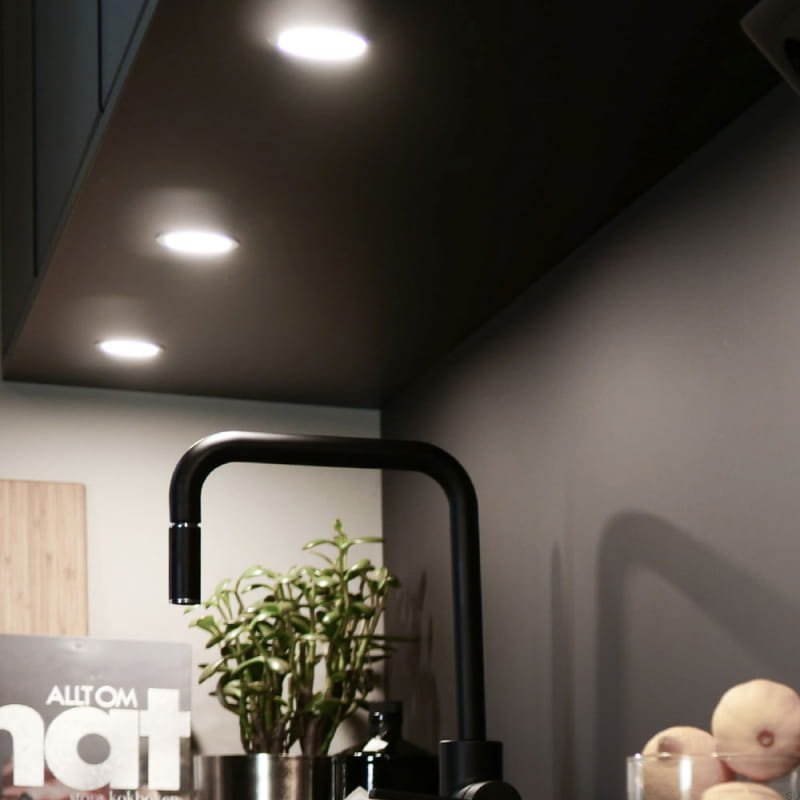 972747--Spot-LED-Stella-Flat-24-3000K-Biały-Beslag-Design-Skandynawskie-Uchwyty_2