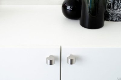Bouton de meuble Feather 28 en acier inoxydable brossé