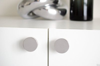 Bouton de meuble en aluminium brossé Dot 40