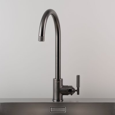 Robinet de cuisine Cross Brass couleur canon de fusil avec raccord européen