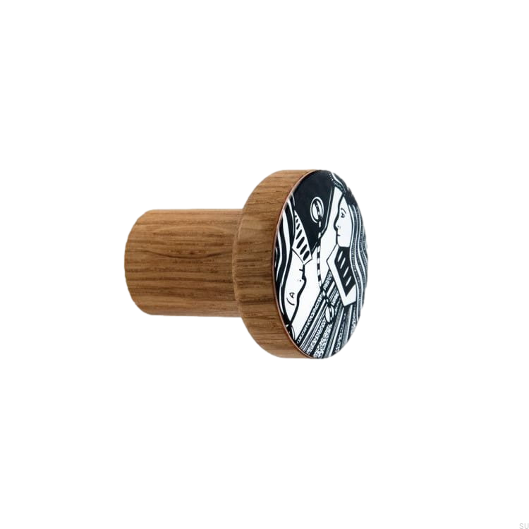 Wieszak-na-ubrania-z-kolekcji-KOSMOSY-DOT-Manufacture.jpg