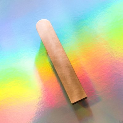 Poignée de meuble oblongue Cuivre Demi-Ronde 128 Chêne en Bois et Cuivre Brossé Non Verni