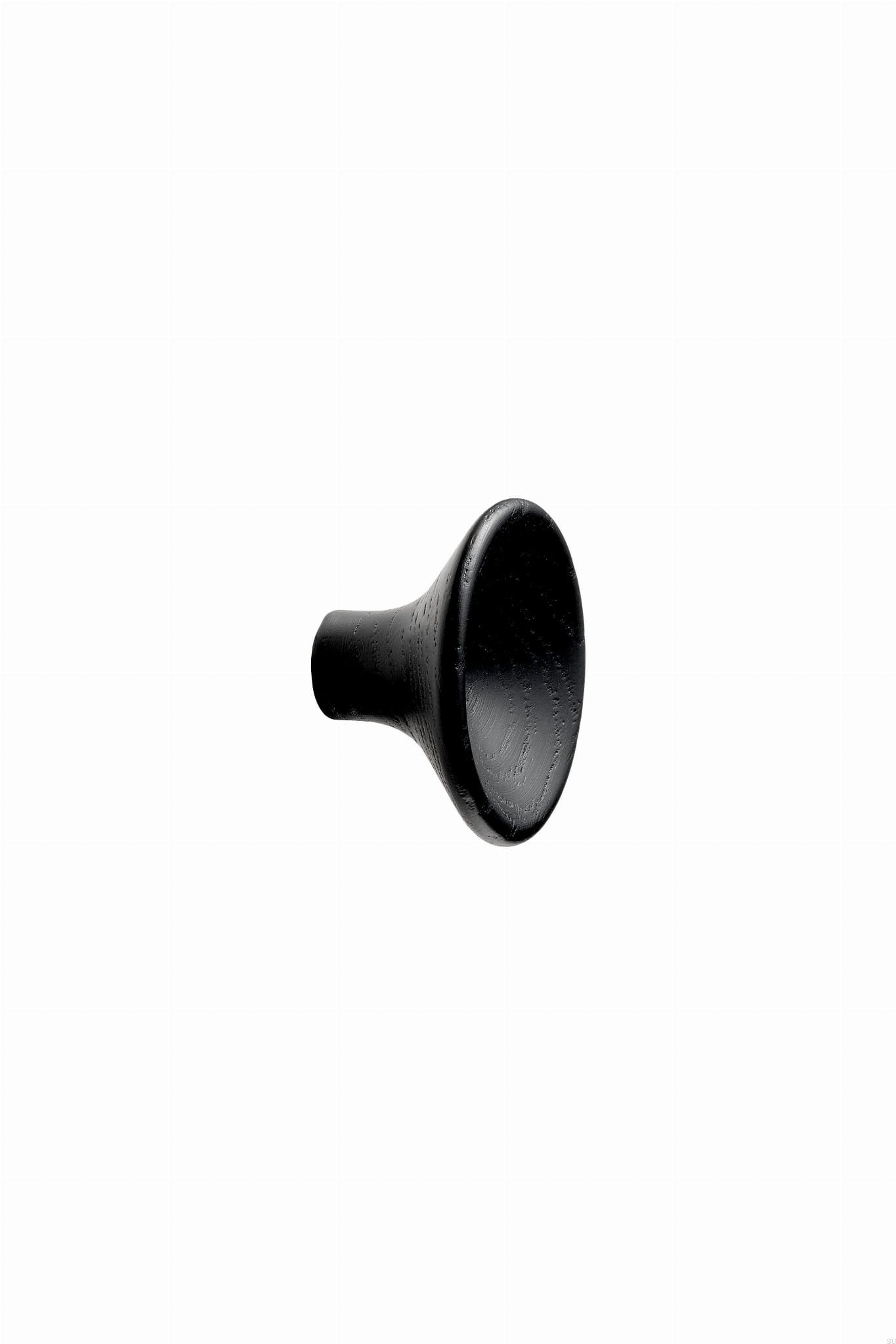 109320038-994--Gałka-meblowa-Grape-38-Drewniana-Jesion-Czarna-Furnipart-Skandynawskie-Uchwyty_1