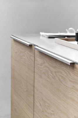 Poignée de meuble encastrée en aluminium argenté Trim 345