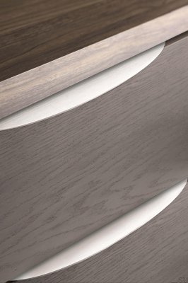 Poignée de meuble Edge Bow 350 en aluminium argenté