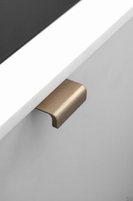 Poignée de meuble Artisan 20 bords, aluminium brossé doré
