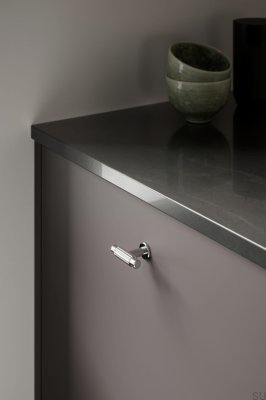Bouton de meuble T-Bar Villa T 50 en métal argenté chromé