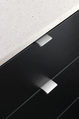 Poignée de meuble Edge Straight 40 en aluminium argenté