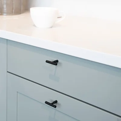 Bouton de meuble T-Bar Spira, acier noir mat