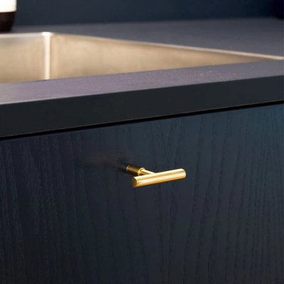 Bouton de meuble en laiton poli T-Bar Spira