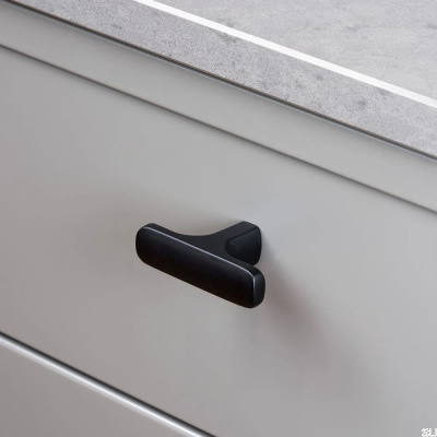 Bouton de meuble T-Bar Ethel, noir mat