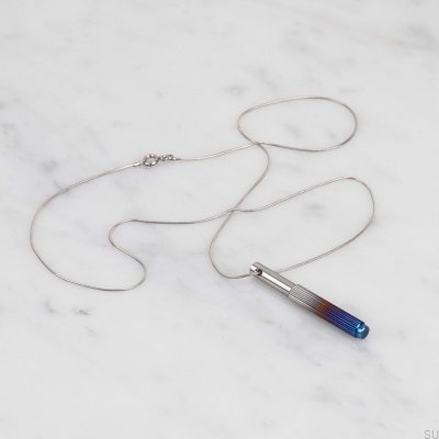 Collier en acier brûlé Linear Steel avec pendentif vertical