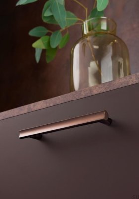 Poignée de meuble allongée en aluminium bronze brossé Moon 160