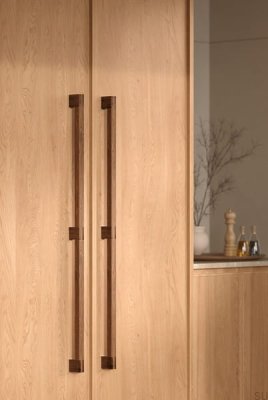 Poignée de meuble allongée en bois de noyer Hako Big 960
