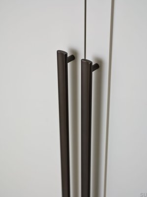 Poignée de meuble Bean 556 en chrome noir brossé