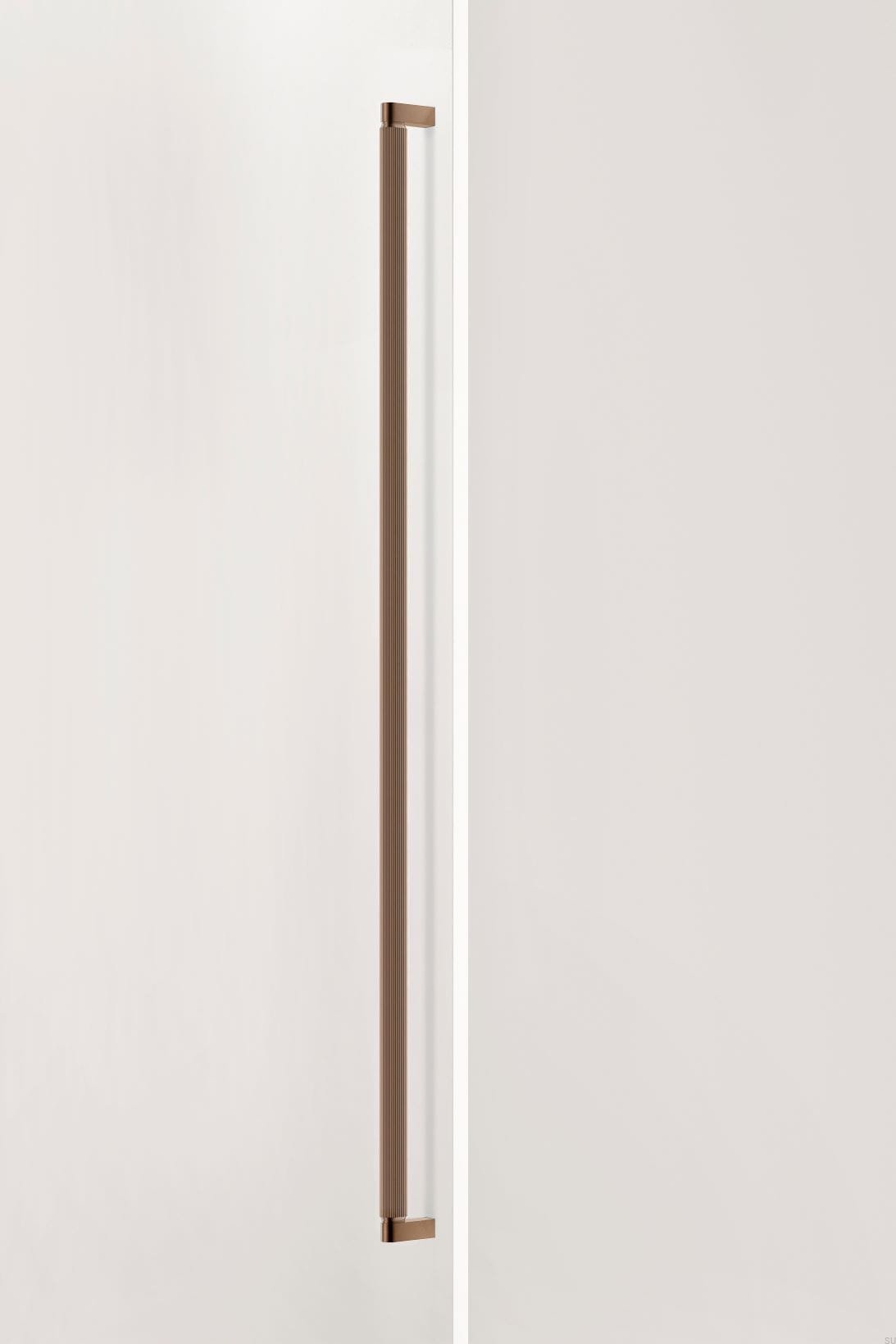 06781056L619--Uchwyt-meblowy-podłużny-jednostronny-Brooklyn-Big-1056-Aluminiowy-Brązowy-Szczotkowany-Viefe-Skandynawskie-Uchwyty_1