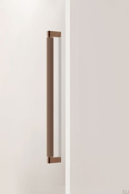 Poignée de meuble allongée simple face Brooklyn Big 448 en aluminium marron brossé