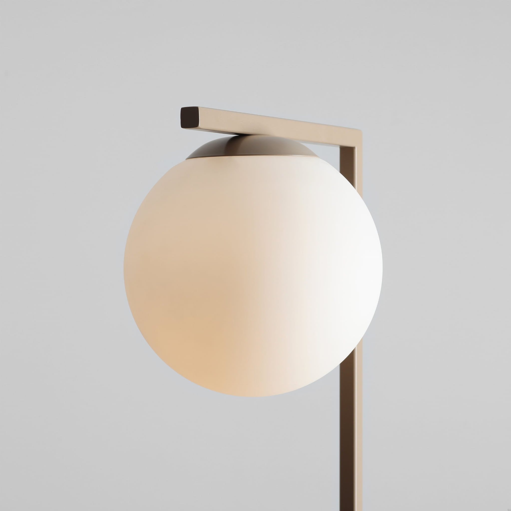 1038A17_1--Lampa-stojąca-Zac-Metalowa-Beżowa-Artera-Skandynawskie-Uchwyty_3