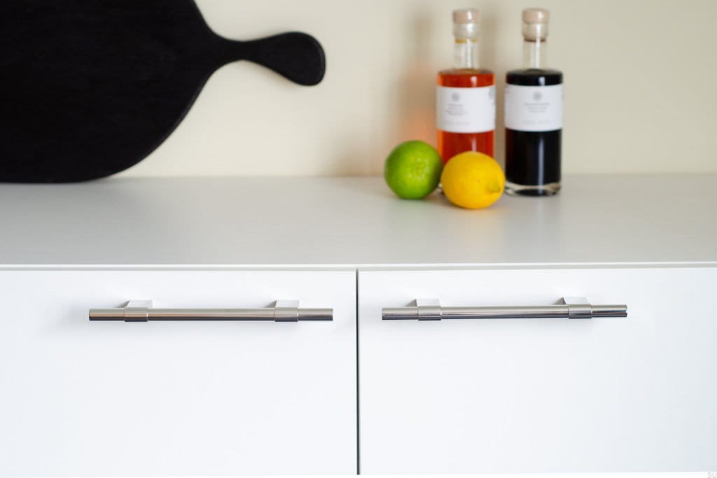 HA66R--Uchwyt-meblowy-podłużny-Line-Big-208-Stal-Polerowana-BB-Sweden-Skandynawskie-Uchwyty_4