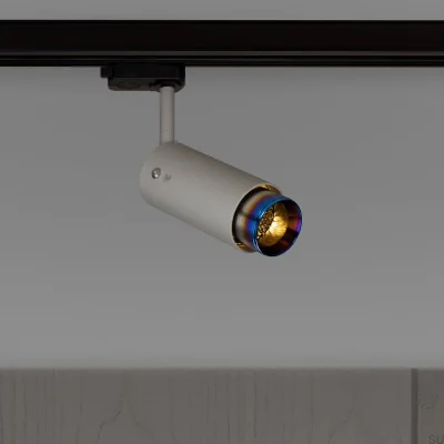 Échappement linéaire gris acier avec projecteur sur rail en acier brûlé