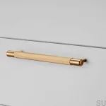 UPB-054575--Uchwyt-meblowy-podłużny-Pull-Bar-Cross-Medium-Mosiądz-Skandynawskie-Uchwyty_1