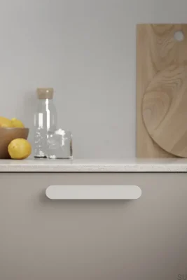 Poignée de meuble allongée Arizona en métal beige Miro 160