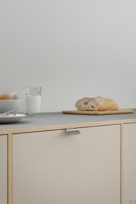 Poignée de meuble Volet 20 en aluminium à bord argenté