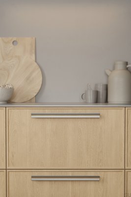 Poignée de meuble Papillon 320 en aluminium argenté avec finition chêne